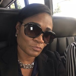 Meet your Posher, Kendis